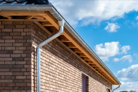 Guttering-37Uq-fWgFGME